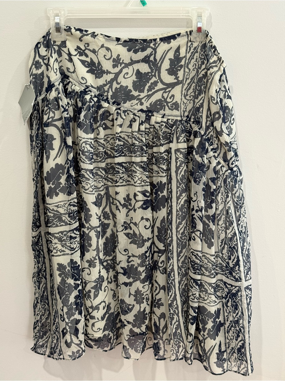 New Focus 2000 14 Cream and Navy Floral Print Midi Skirt Side Zip 592